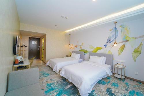 Shanghai Crown Crystal Hotel