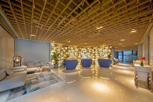 Ranz Hotel(Xili Chaguang)