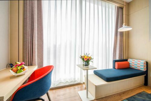 Holiday Inn Express Shenzhen Nanshan, An Ihg Hotel