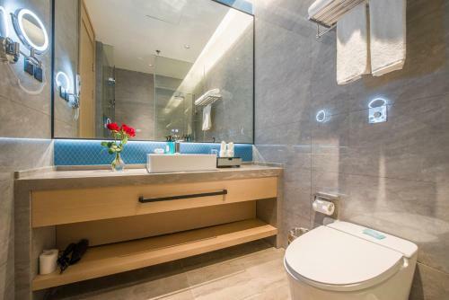 Holiday Inn Express Shenzhen Nanshan, An Ihg Hotel
