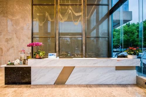 Holiday Inn Express Shenzhen Nanshan, An Ihg Hotel