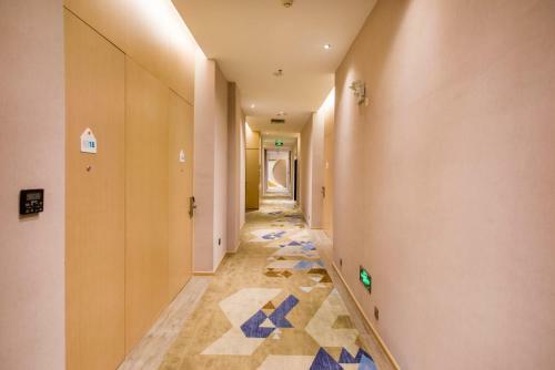 Holiday Inn Express Shenzhen Nanshan, An Ihg Hotel