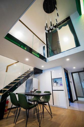 Xianglai Home Apartment