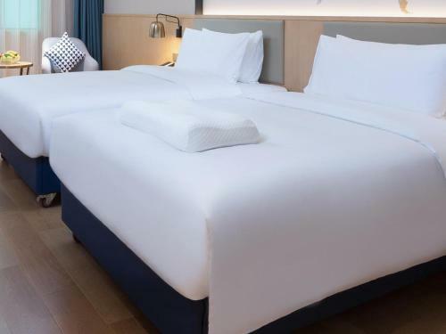 Shenzhen Universide-senter?baohe Road Kyriad Marvelous Hotel