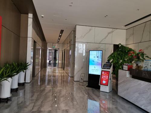Exhibition Bay Kk Apartment