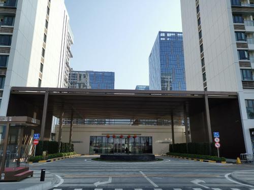 Exhibition Bay Kk Apartment