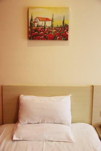 Elan Hotel Liu Shui Pan Railway Station Branch