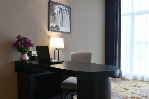 Fu Yue Fan Hua Hotel