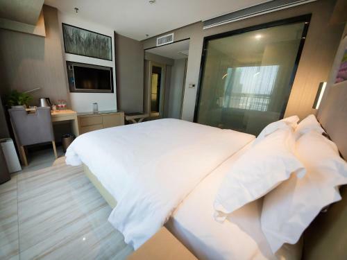 Lavande Hotel Urumqi High-speed Railway Wanda Plaza
