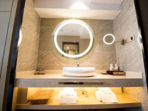 Lavande Hotel Urumqi High-speed Railway Wanda Plaza