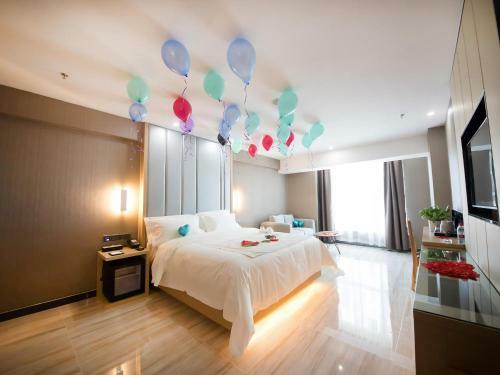 Lavande Hotel Urumqi High-speed Railway Wanda Plaza