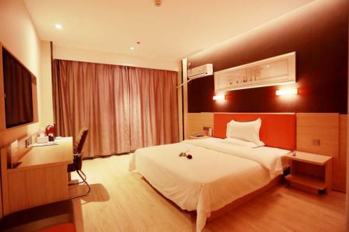 Hotel 7days Premium Weihai High-speed Rail Station Bathing Beach