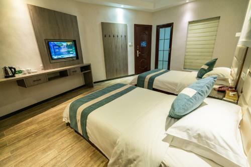Hotel ??????