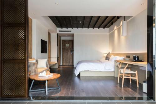 Wujing Shanhaijian Hotel