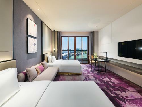 Crowne Plaza Wuxi Lake View, An Ihg Hotel