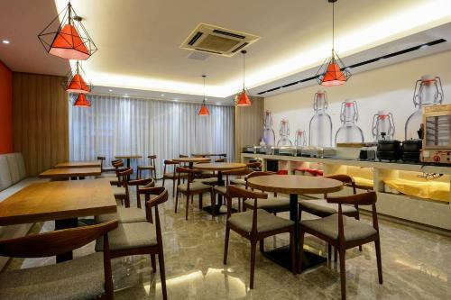 Starway Hotel (Xiamen Zhongshan Road)