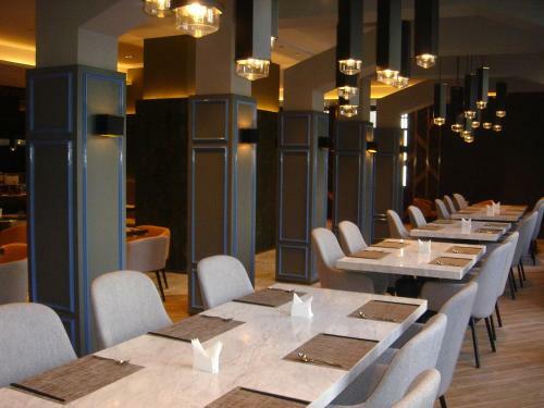 Ease Hotel (Xi'an High-tech Zone Zhangbasi Road)