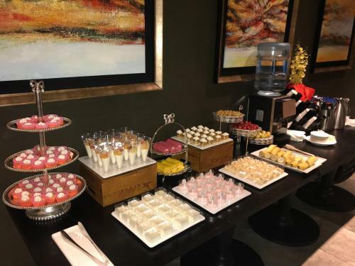 Ease Hotel (Xi'an High-tech Zone Zhangbasi Road)