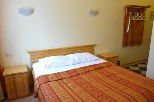 Tranzit Hotel
