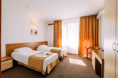 Hostal Veliya Guest House