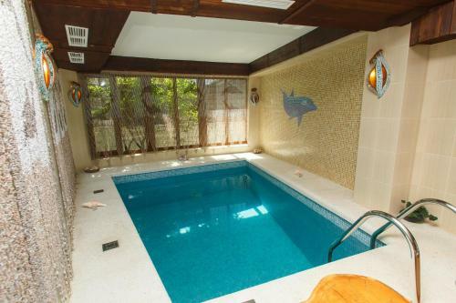 Hostal Veliya Guest House