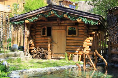 Hostal Veliya Guest House