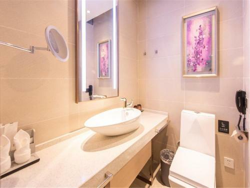Lavande Hotel Xuzhou People's Square
