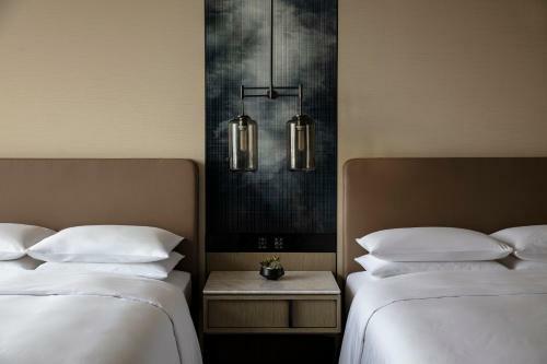 Zhangjiagang Marriott Hotel