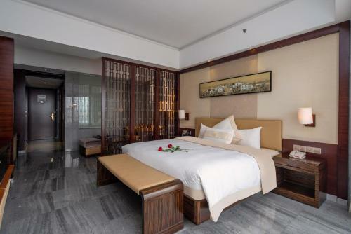 King Royal Hotel Yunfu