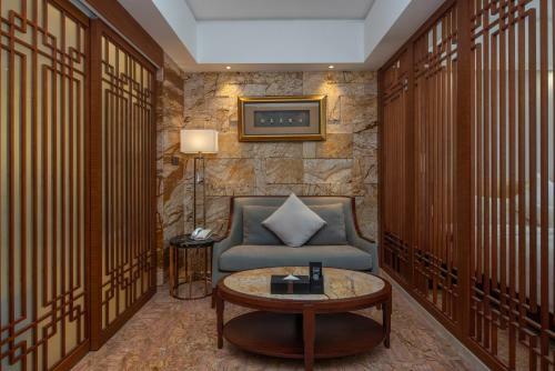King Royal Hotel Yunfu