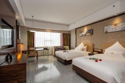 King Royal Hotel Yunfu