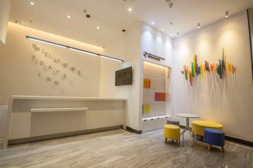 Hotel 7days Inn Yunfu Jinshan Bus Intercharge Branch
