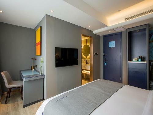 Lano Hotel Zhenjiang Rt-mart