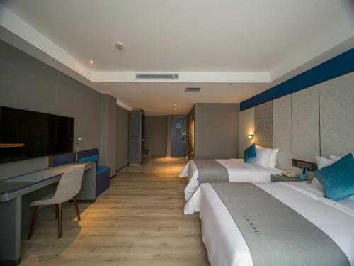 Lano Hotel Zhenjiang Rt-mart