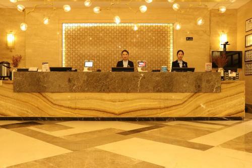 Hotel ??????