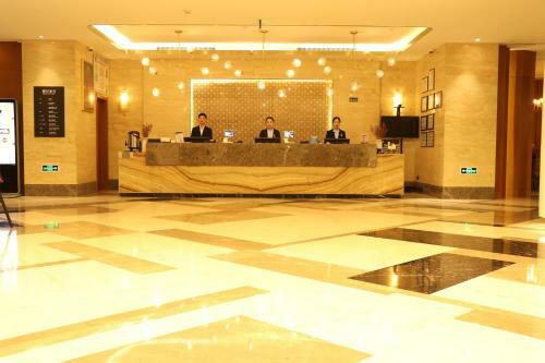 Hotel ??????