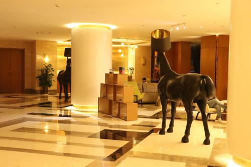 Hotel ??????