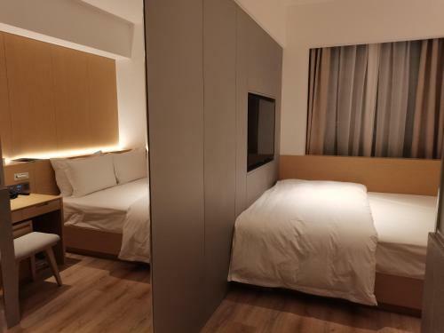 Zhengzhou Crossing Hotel