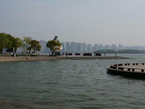 Lavande Hotel Suzhou Dushu Lake Gaojiao District