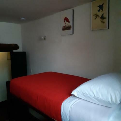 Cedron Hostel