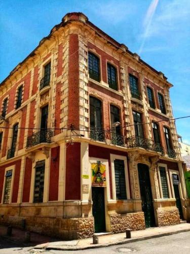 Albergue Hostal R10