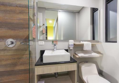 Aparthotel Gio Suites Bogot�