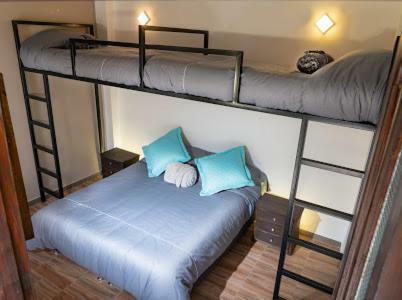 Hostal La Casa De Las Plazas