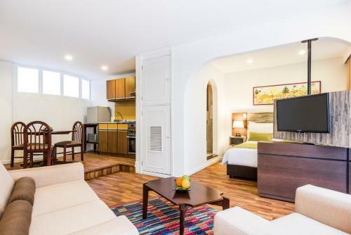 Aparthotel Suites By Vilar Am�rica