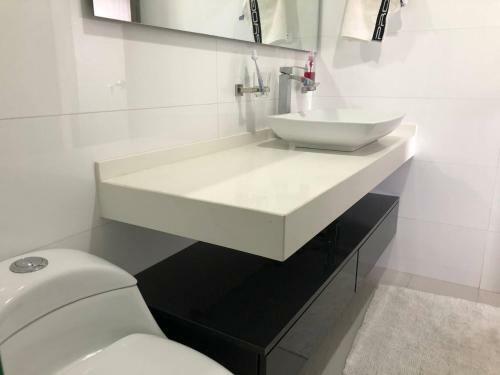 Modern 2 Bedroom Apartment In Sotomayor