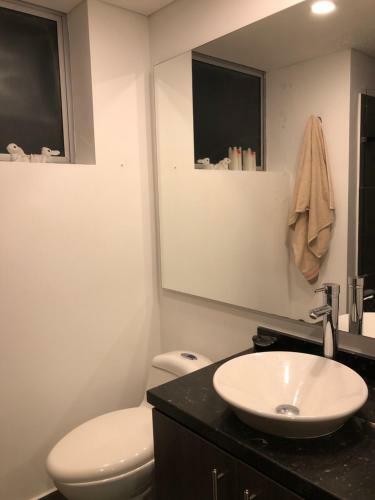 Hostal Private Room/bathroom In Downtown