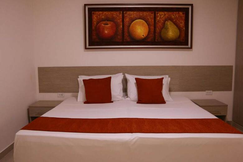 Hotel Aparta Suites La Flora