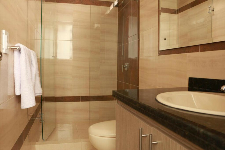 Hotel Aparta Suites La Flora