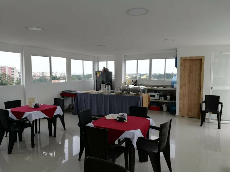 Hotel Aparta Suites La Flora