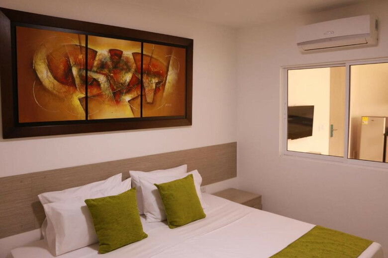 Hotel Aparta Suites La Flora